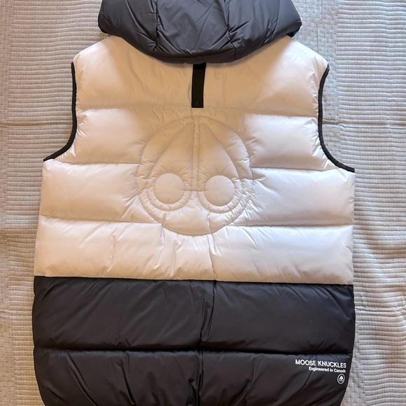 MOOSE KNUCKLES - BRAND NEW - Picture 1 of 10